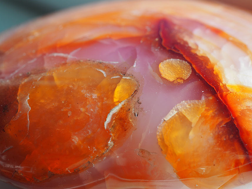 Carnelian – Meaning, Uses and Healing Properties